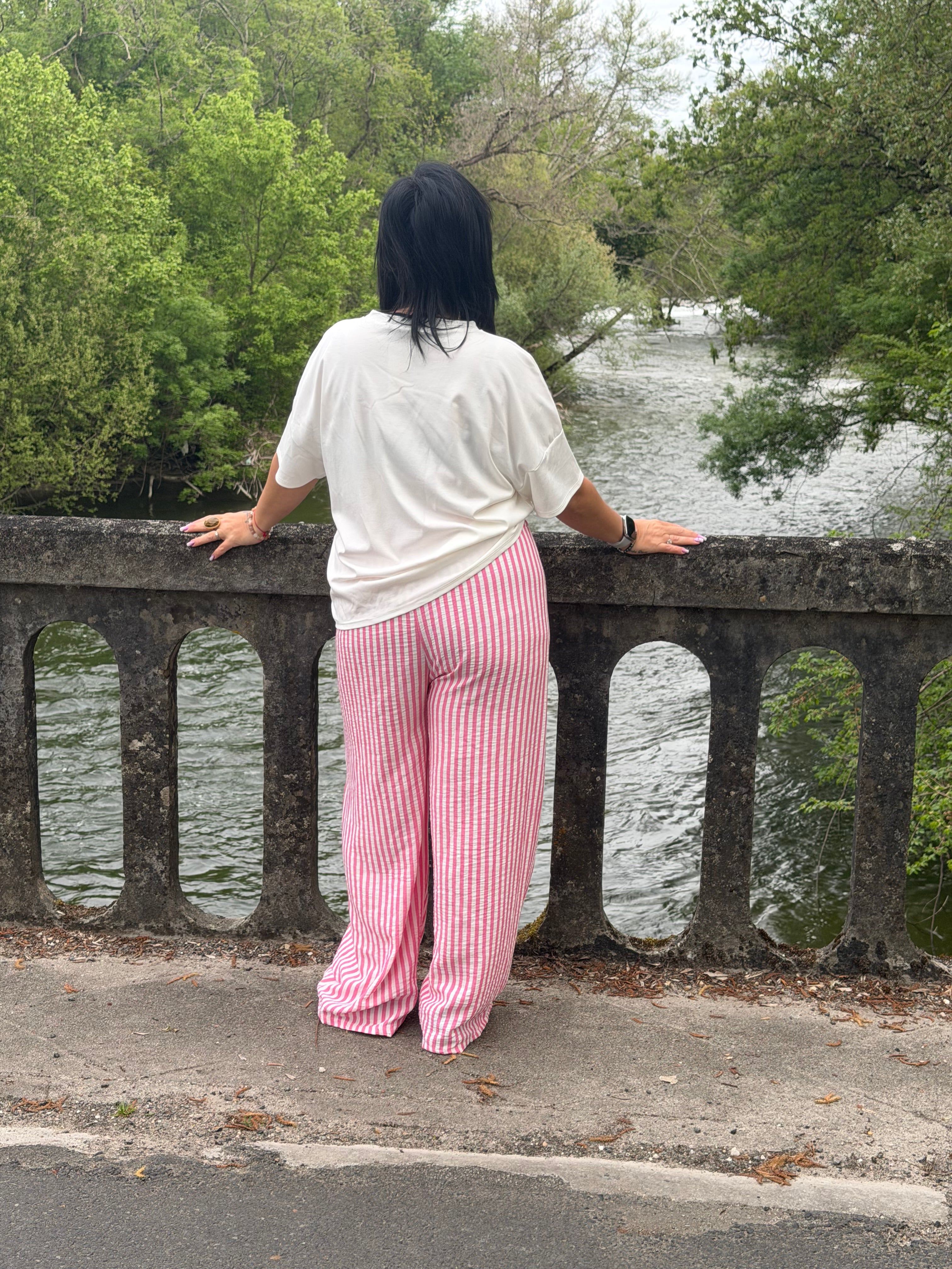 Pantalon Rayé – Élégance Décontractée