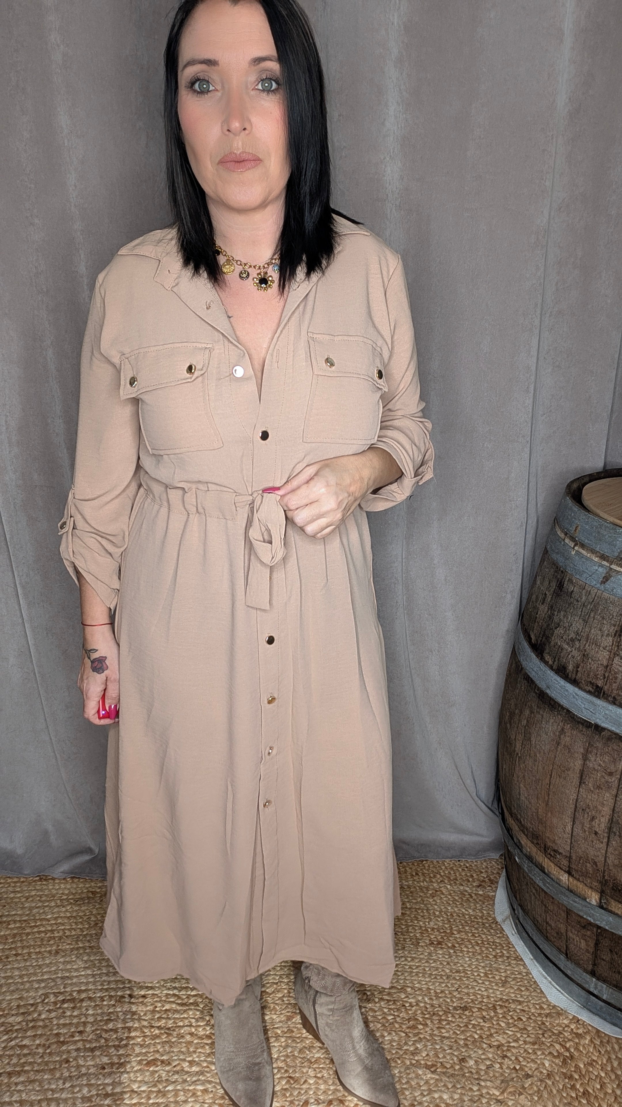 Robe Chemise Longue Camel – Élégance Naturelle